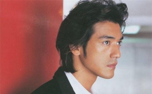 娱乐吃瓜男星做头发,吃瓜男星发型大揭秘