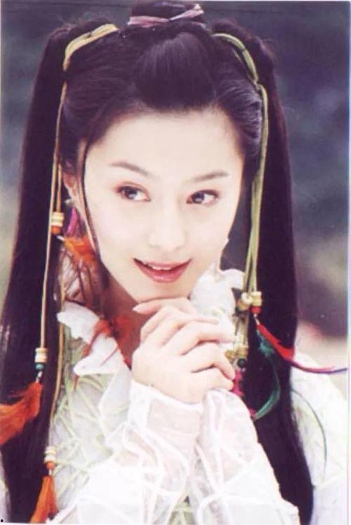 大话娱乐吃瓜美少女是谁,吃瓜美少女的真实身份大揭秘