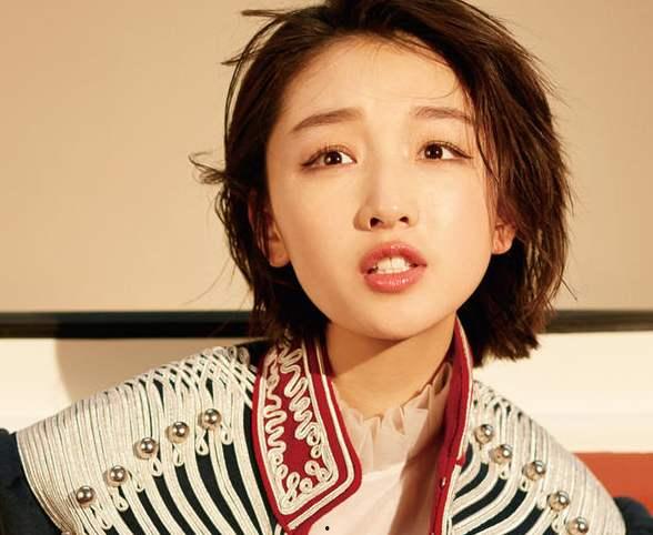 娱乐吃瓜君周冬雨04,揭秘娱乐圈小花的成长之路