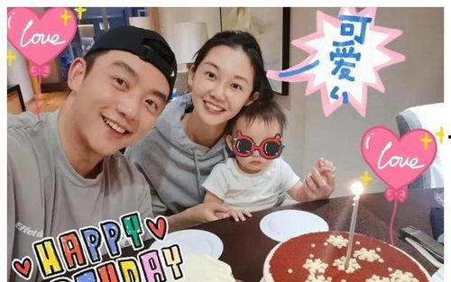 娱乐大爆料吃瓜少女是谁,她是如何成为网络红人的？